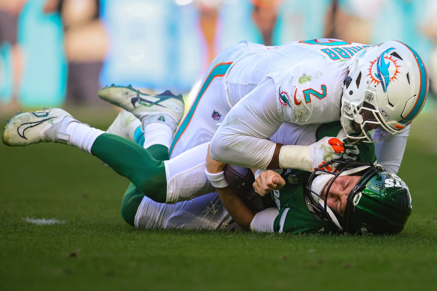 Jets' QB Zach Wilson crushed by Miami OLB Bradley Chubb